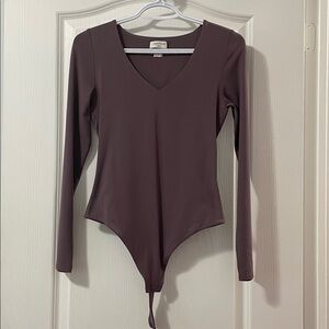 Aritzia Contour Fixture Bodysuit